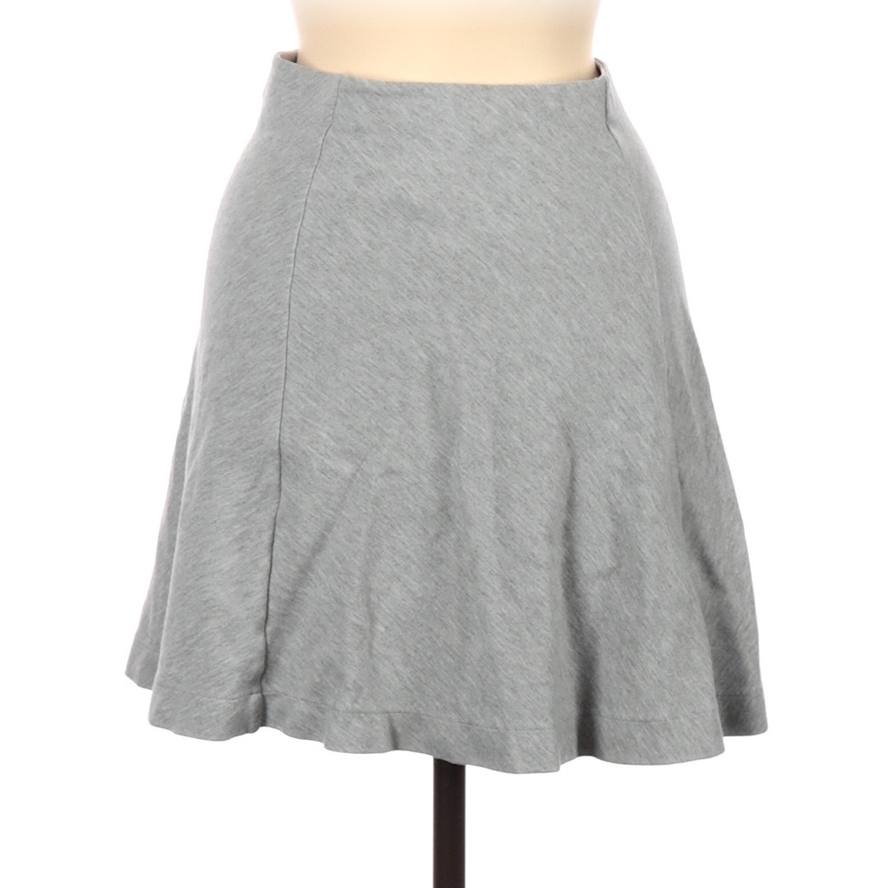 Uniqlo Women’s Casual Skirt in Light Gray
